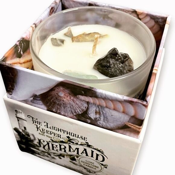 ❤️❤️❤️ The Lighthouse Keeper and the Mermaid luxe candle - Picture 1 of 3